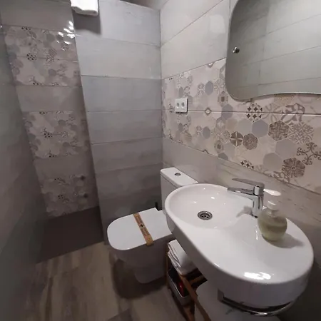 Casas Rurales Maribel - Complejo Moradas Del Cerro 2 - Suites Con Jacuzzi En Alcala Del Jucar Casas del Cerro Room photo