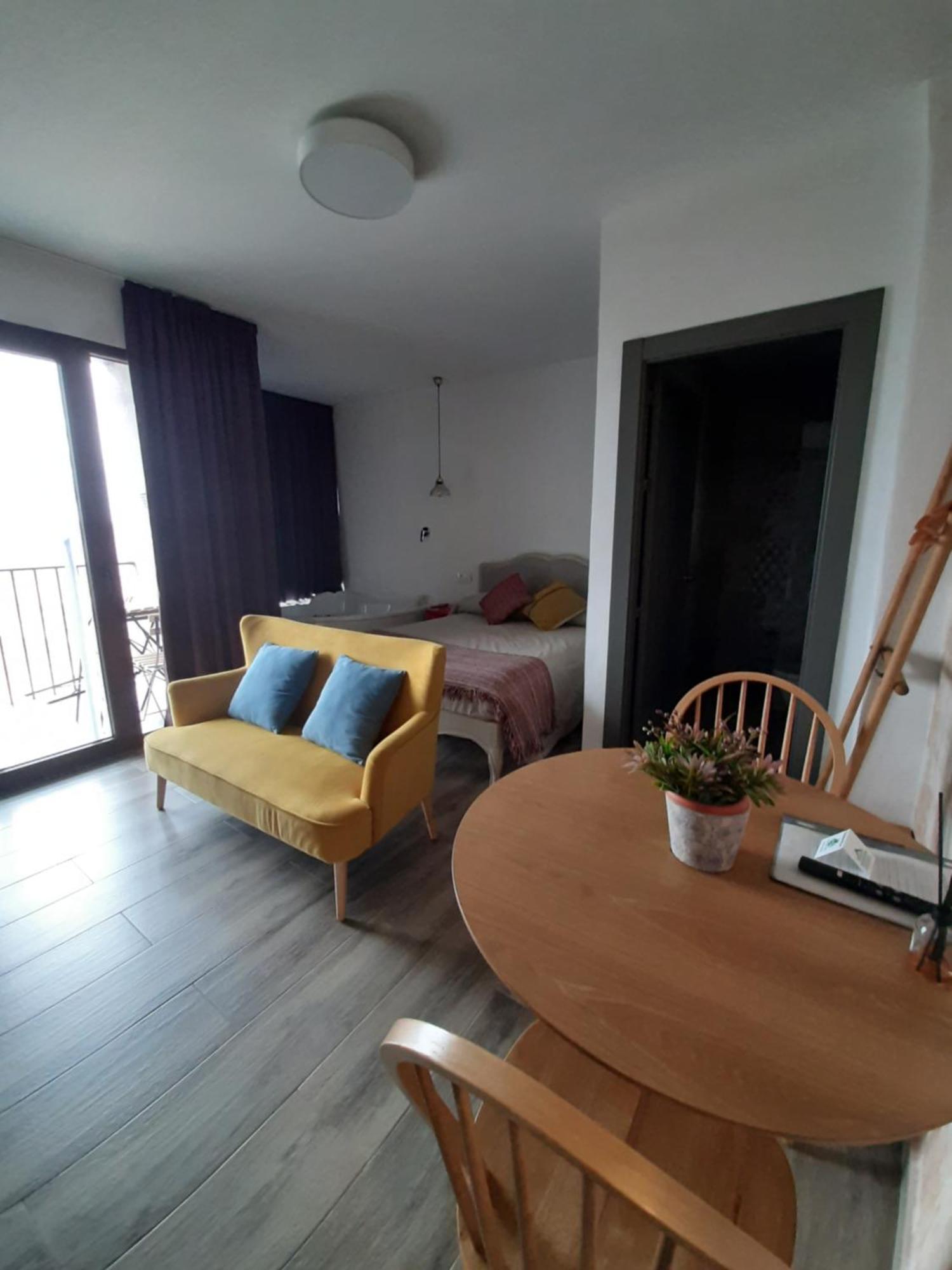 Maribel - Complejo Moradas Del Cerro 2 - Con Jacuzzi En Alcala Del Jucar Country house